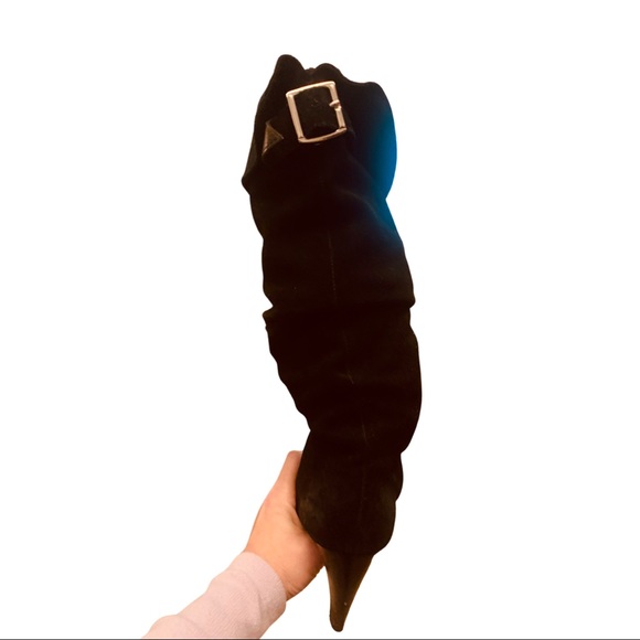 STEVE MADDEN Black Slouch Suede Boots with Back Buckle - Picture 3 of 7